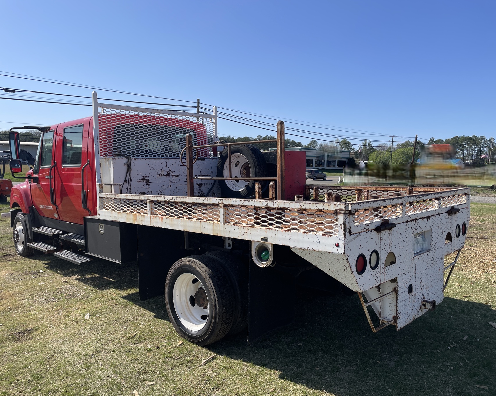 2014 INTERNATIONAL TerraStar 4X4 Crew Cab - Image 4